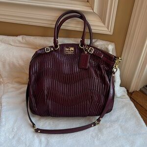 Coach Lindsey Satchel Bag - Like new!